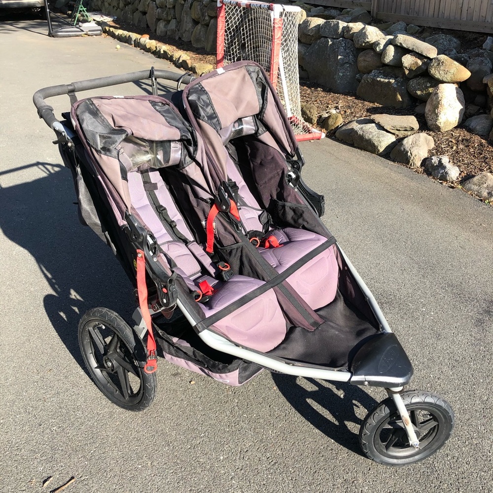 BOB Double Stroller - Picture 2 of 8